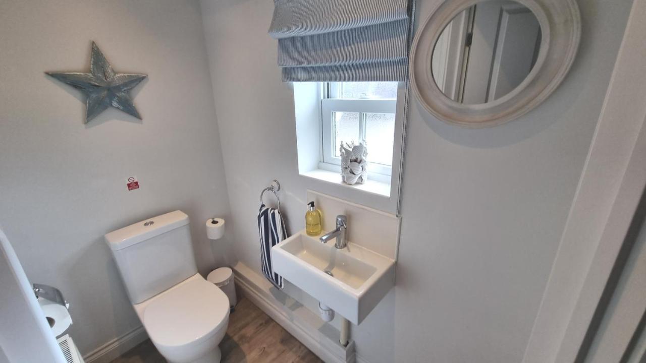 The Bay Filey - Corner Cottage Bagian luar foto