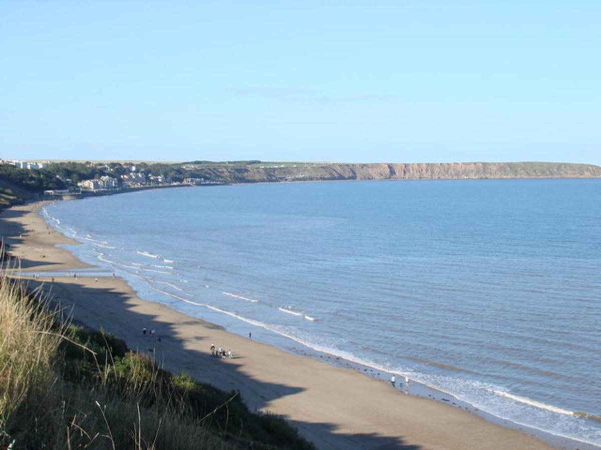 The Bay Filey - Corner Cottage Bagian luar foto